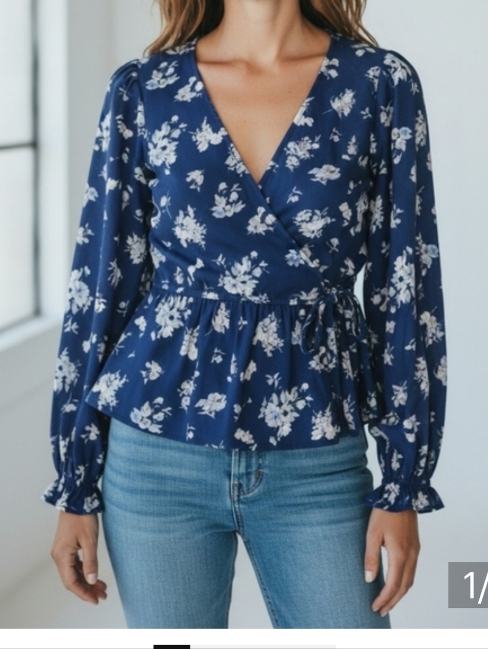 Abercrombie & Fitch Navy Floral Peplum Blouse - XS